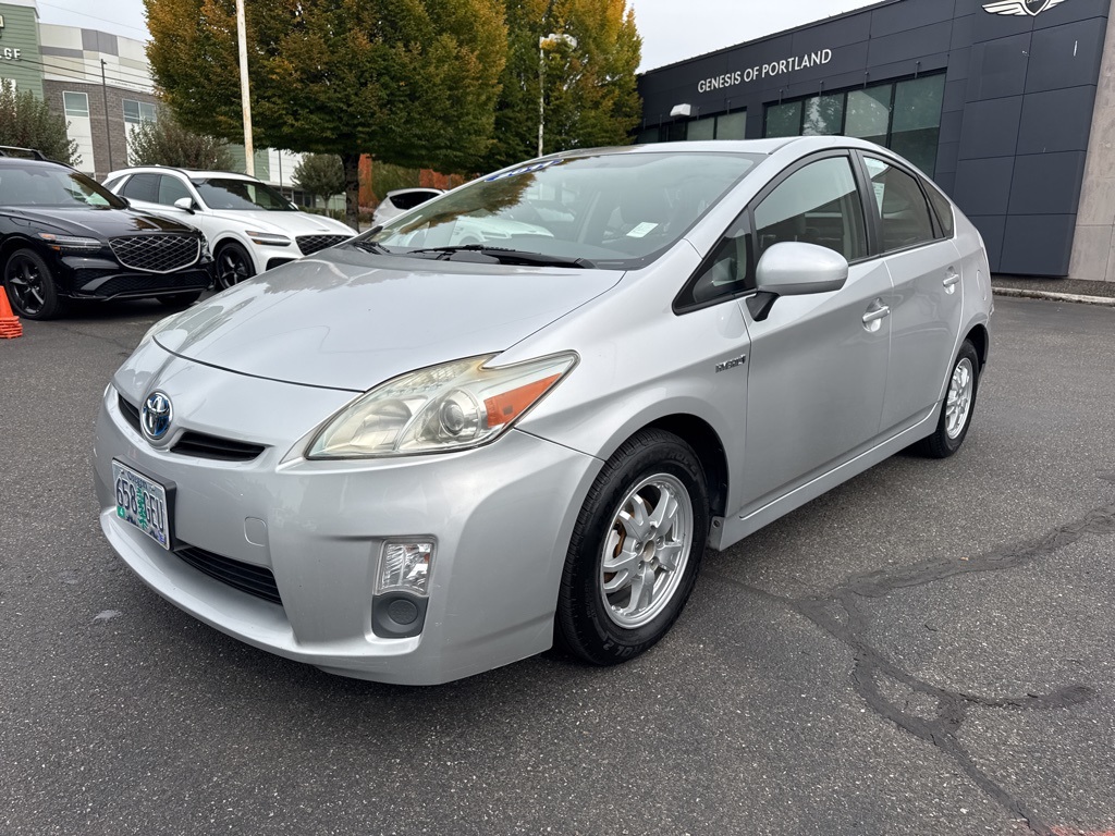 2011 Toyota Prius One photo 3