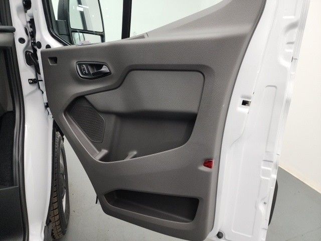 2024 Ford Transit Cargo Van photo 19