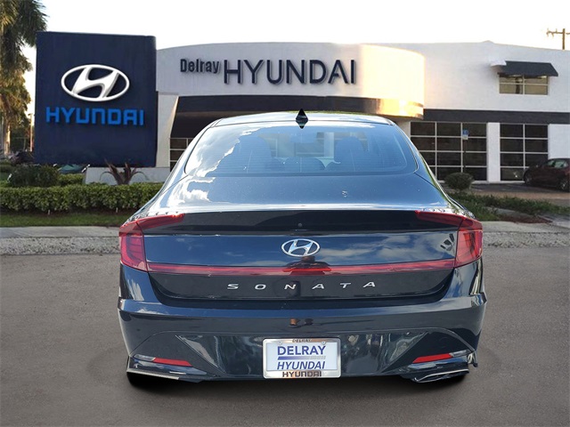 2022 Hyundai Sonata SEL photo 3
