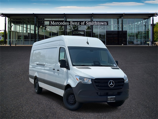 2025 Mercedes-Benz Sprinter Cargo Van Base's photo