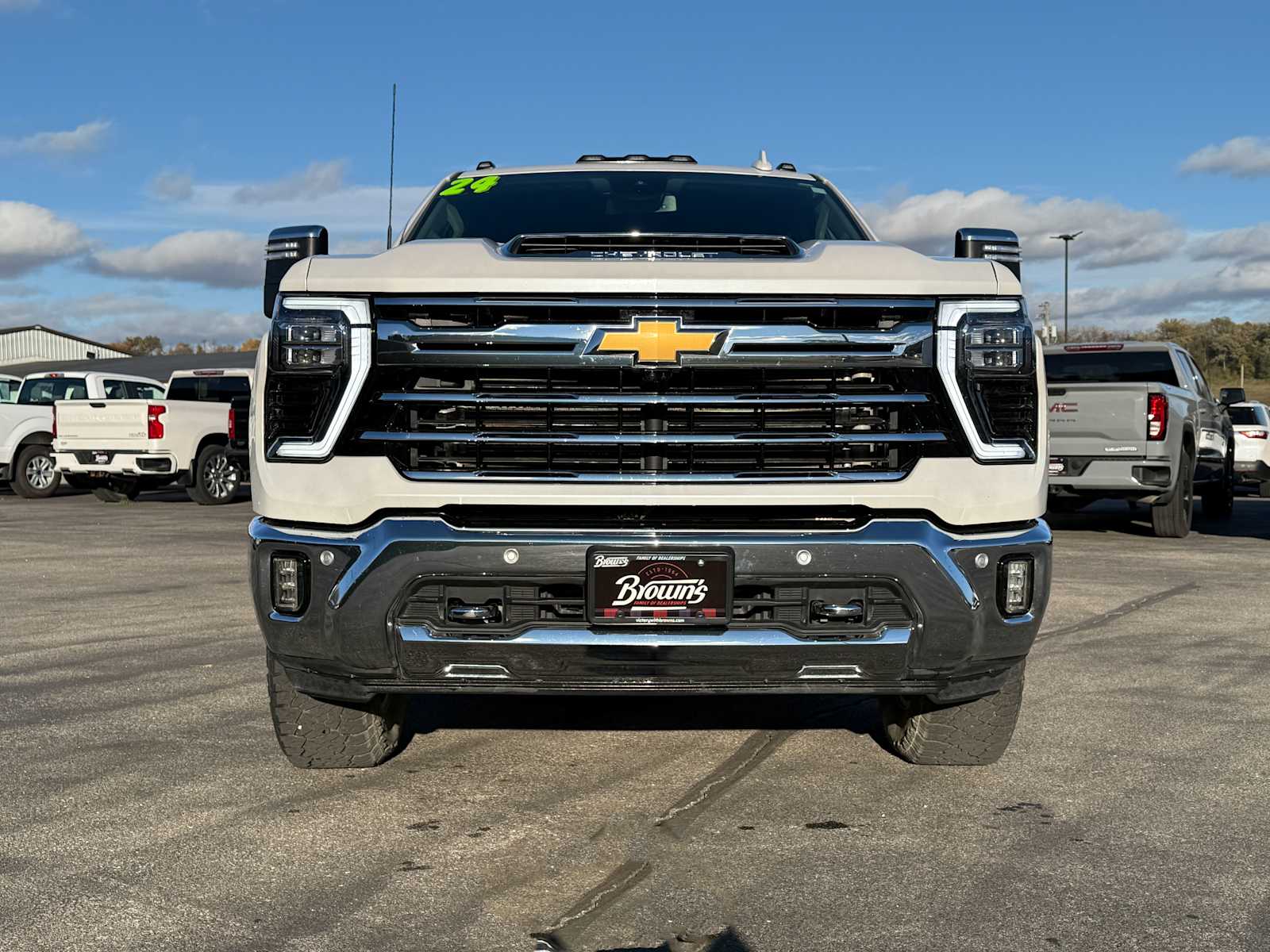 2024 Chevrolet Silverado 2500HD LTZ photo 2
