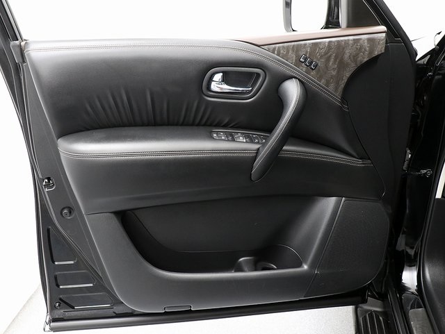 2021 Nissan Armada Platinum photo 24