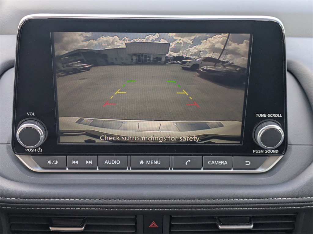 2025 Nissan Rogue SV photo 23