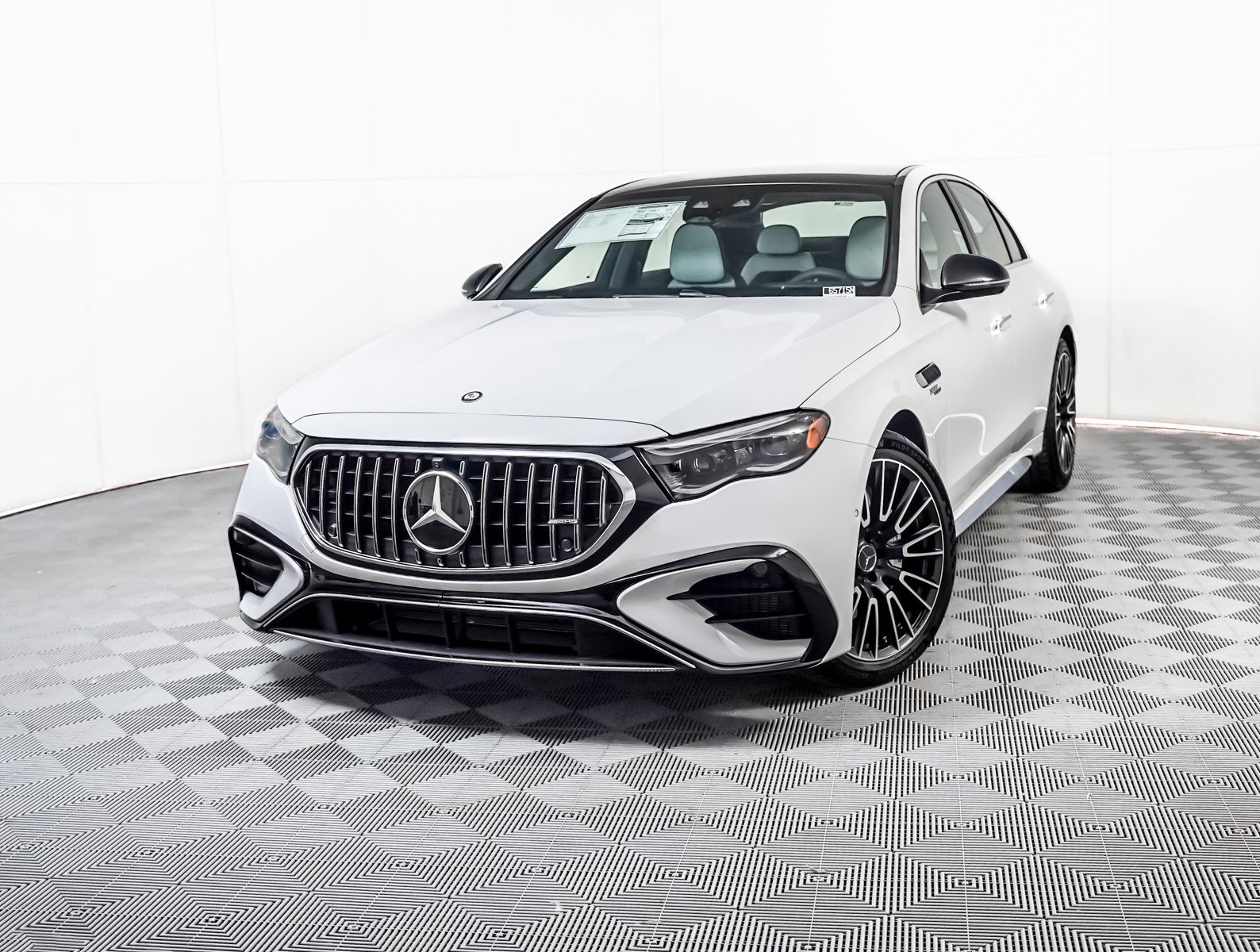 2026 Mercedes-Benz E-Class AMG E53's photo