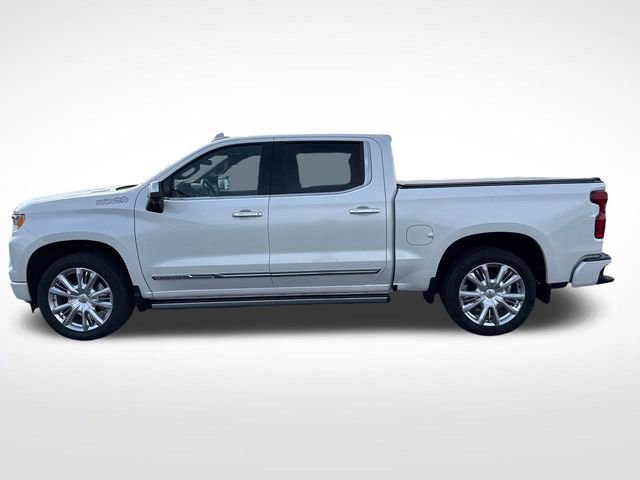 2024 Chevrolet Silverado 1500 High Country photo 2