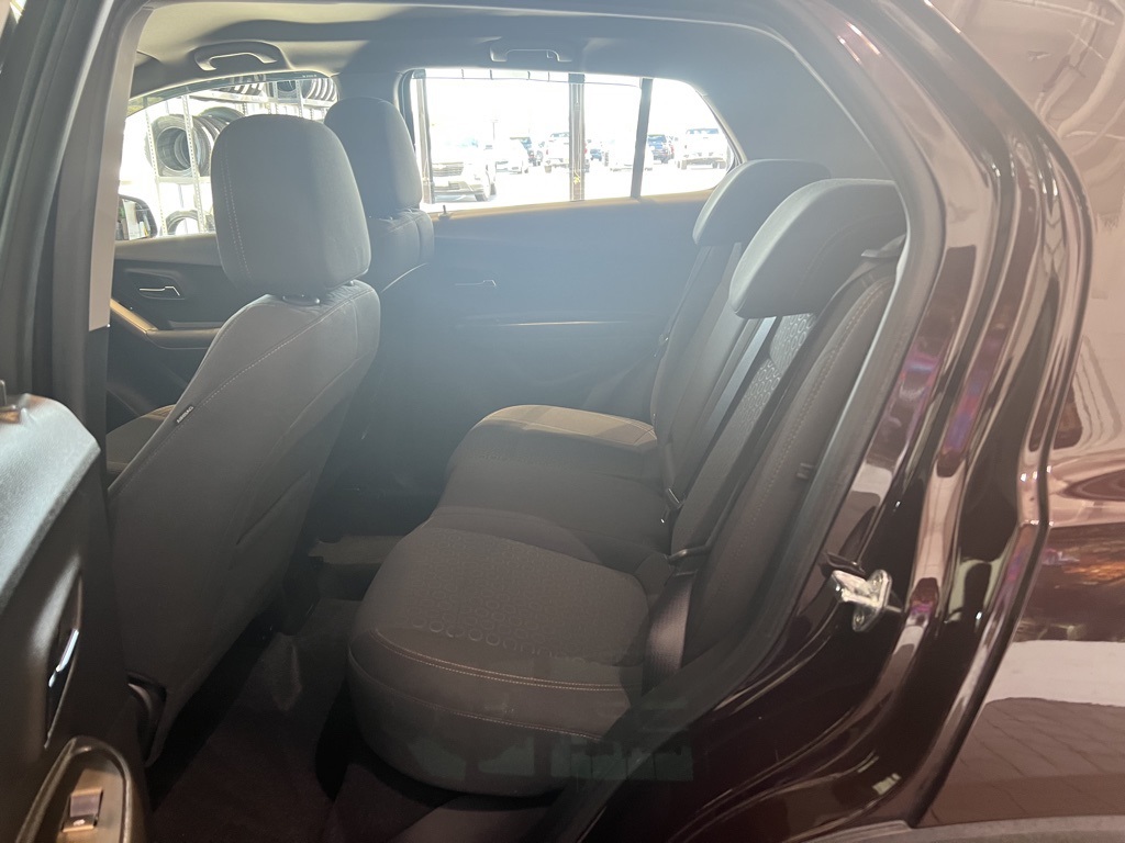 2020 Chevrolet Trax LS photo 15