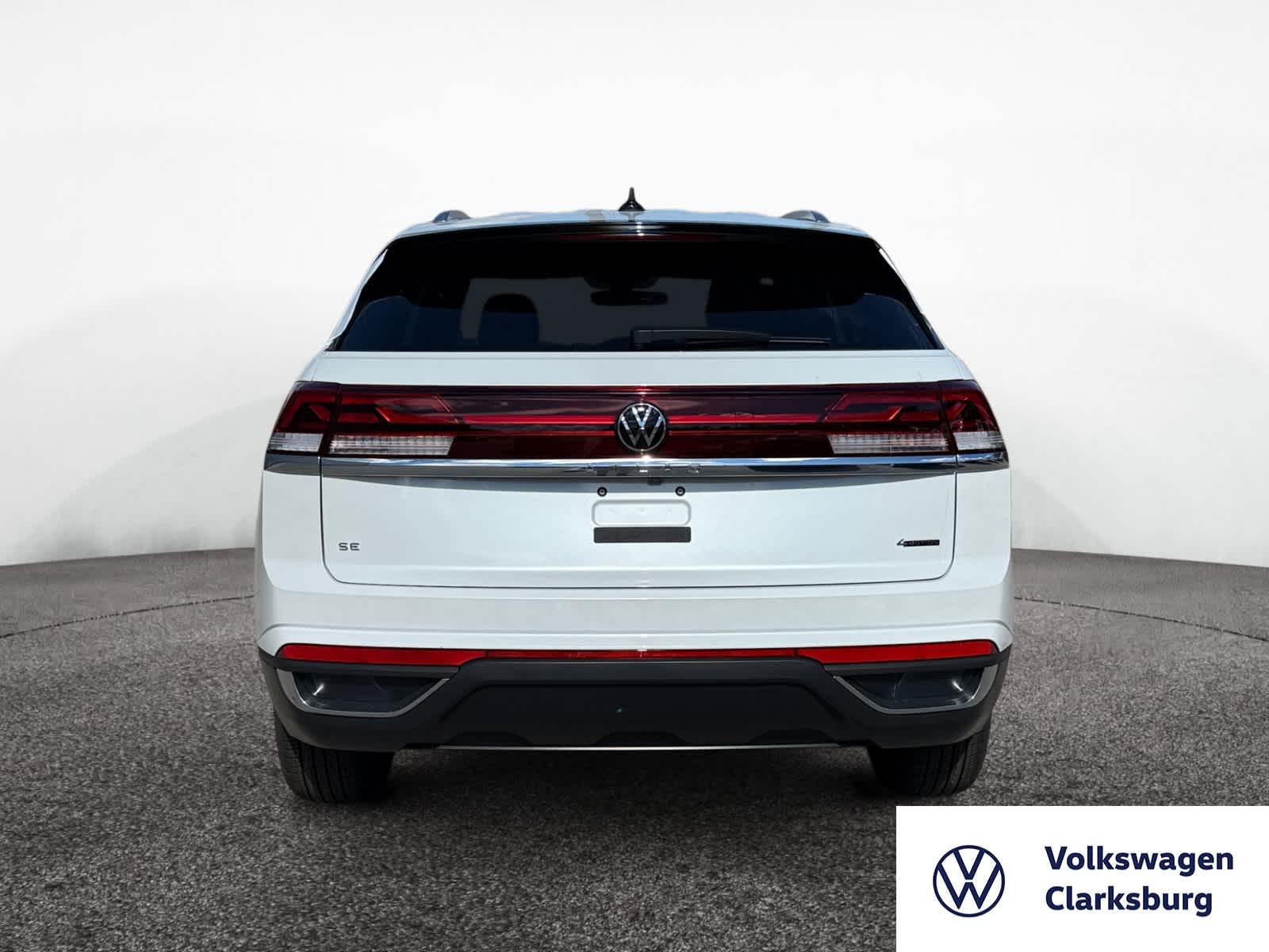 2026 Volkswagen Atlas Cross Sport SE photo 4