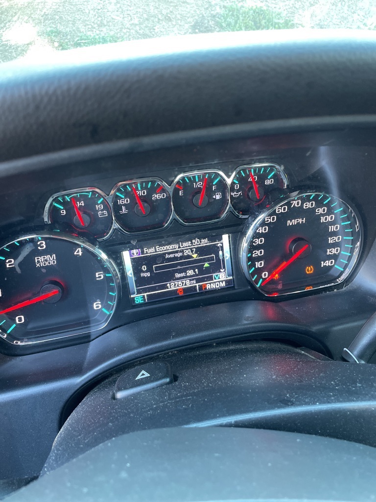 2015 Chevrolet Silverado 1500 LT photo 3