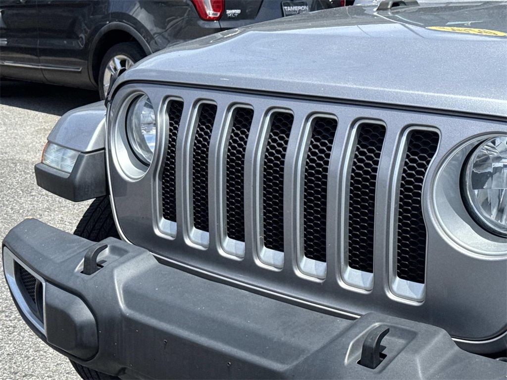 2020 Jeep Wrangler Unlimited Sahara photo 3