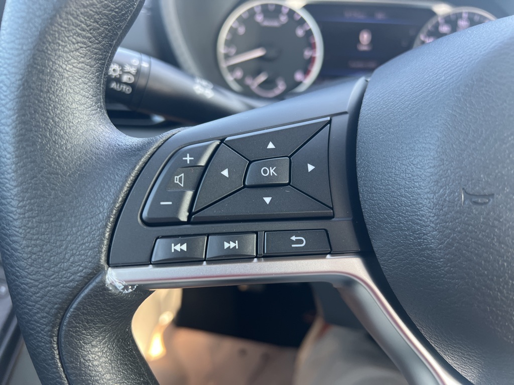 2025 Nissan Sentra SV photo 21