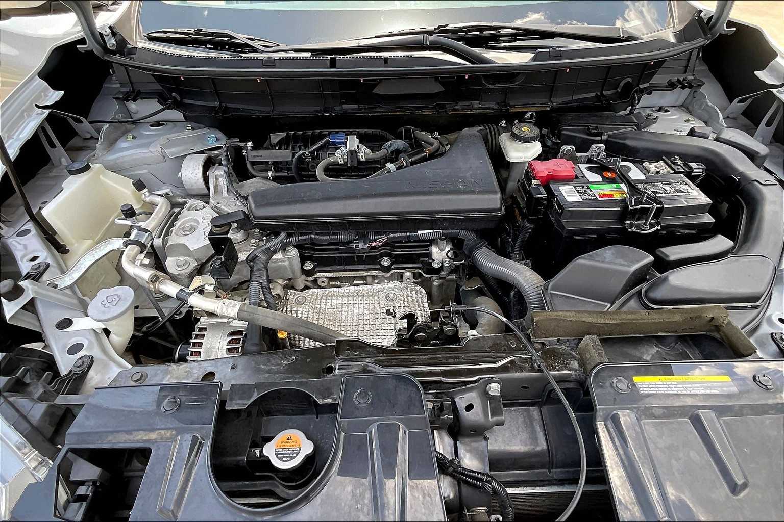 2019 Nissan Rogue SV photo 30