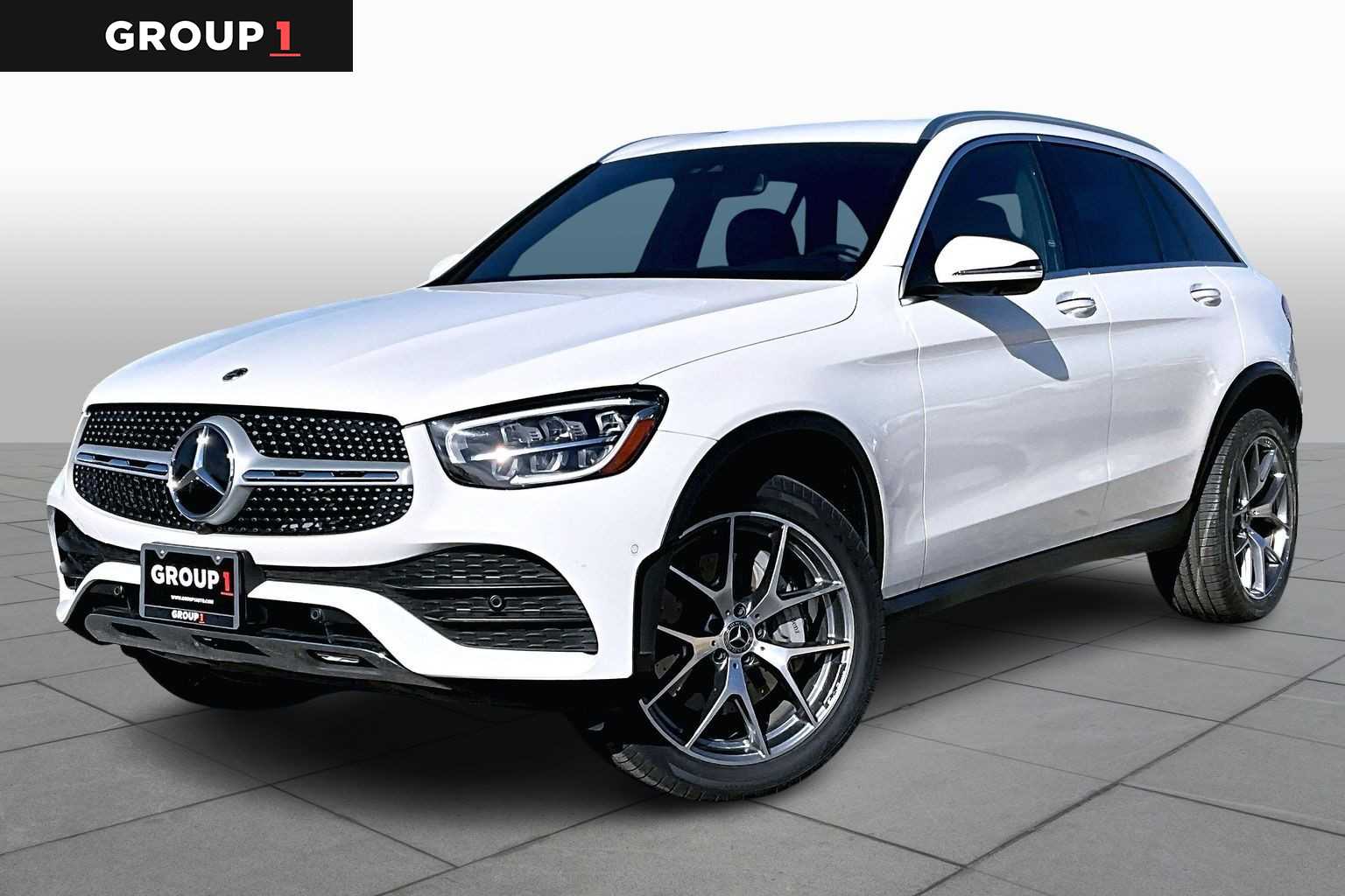 2022 Mercedes-Benz GLC GLC300's photo