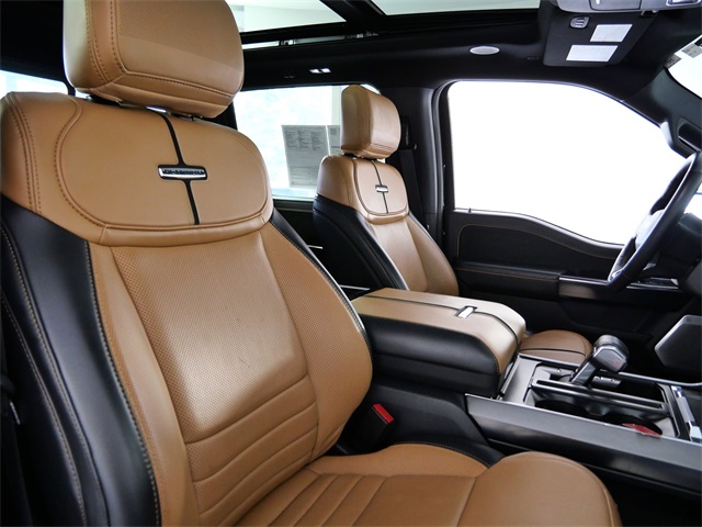2023 Ford F-150 Platinum photo 11