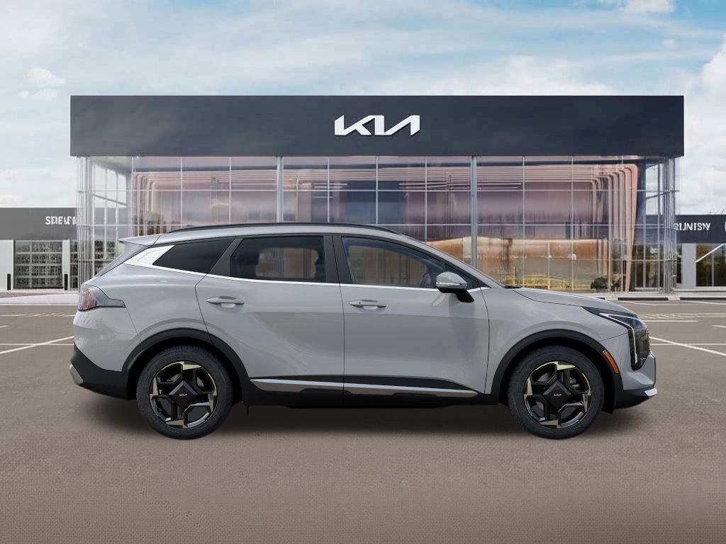 2026 Kia Sportage EX photo 4