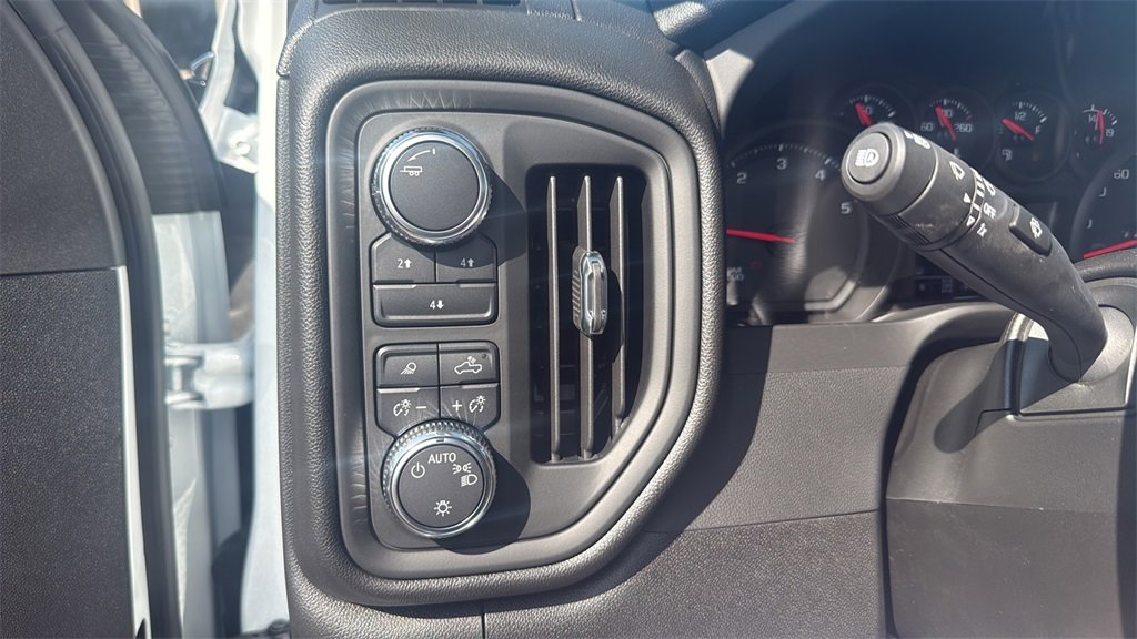 2026 Gmc Sierra 3500 HD Pro photo 8