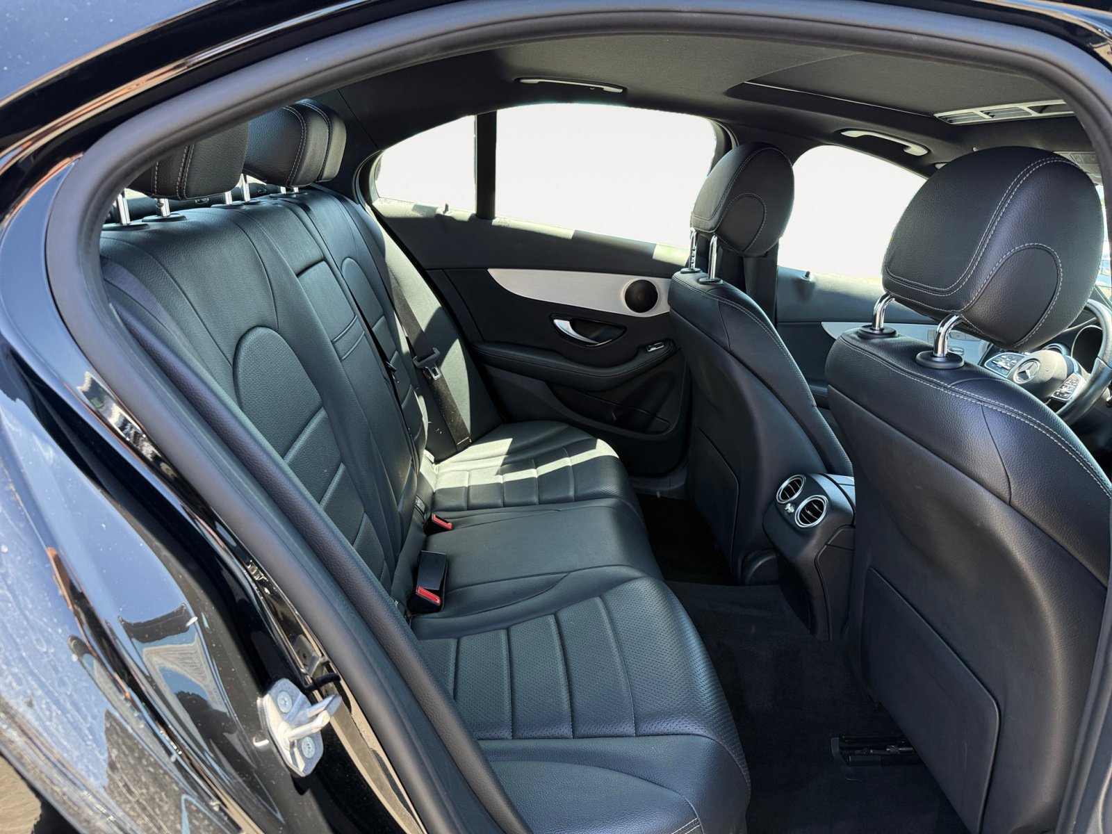 2021 Mercedes Benz C 300 photo 18
