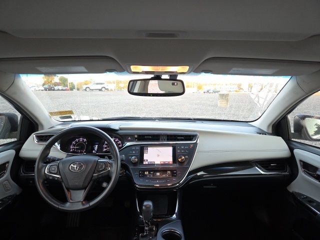 2014 Toyota Avalon Limited photo 10