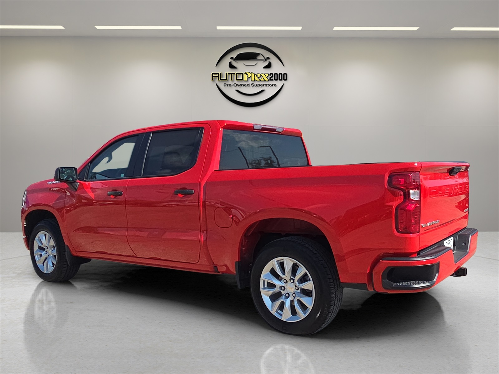 2024 Chevrolet Silverado 1500 Custom photo 5