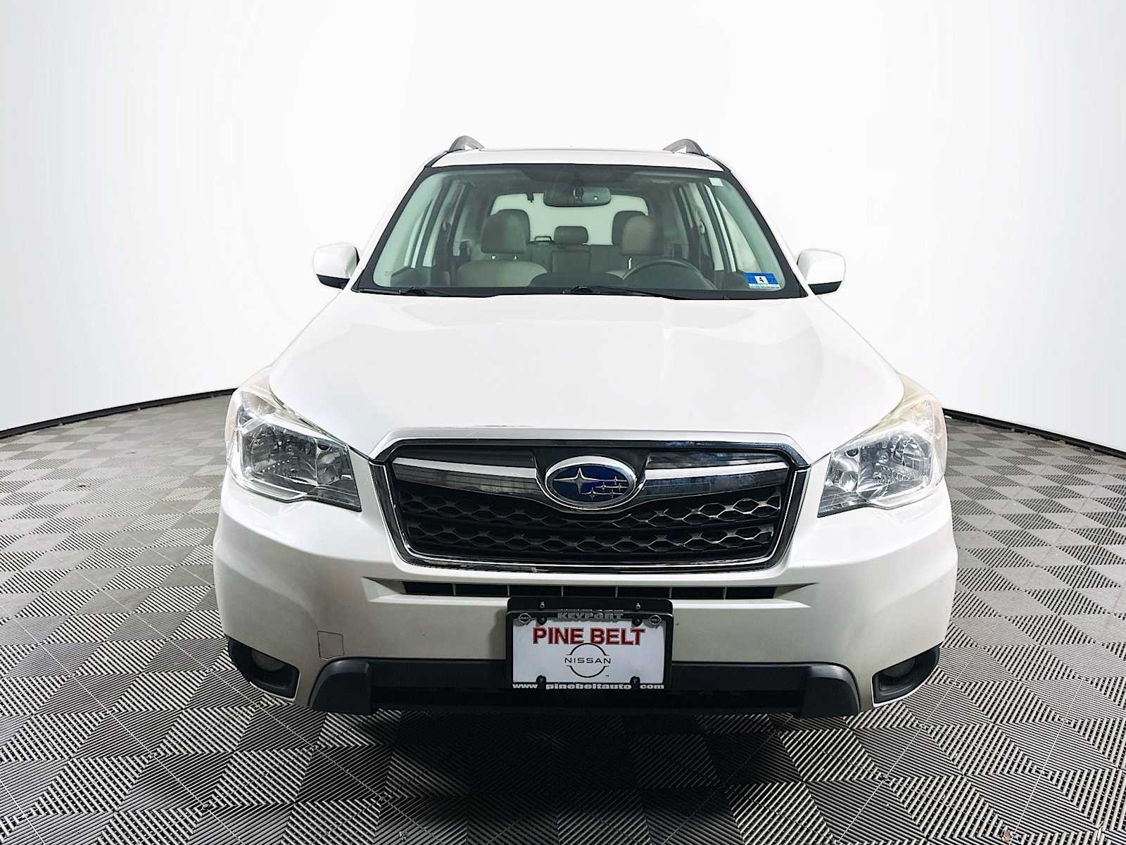 2015 Subaru Forester 2.5i Limited photo 2