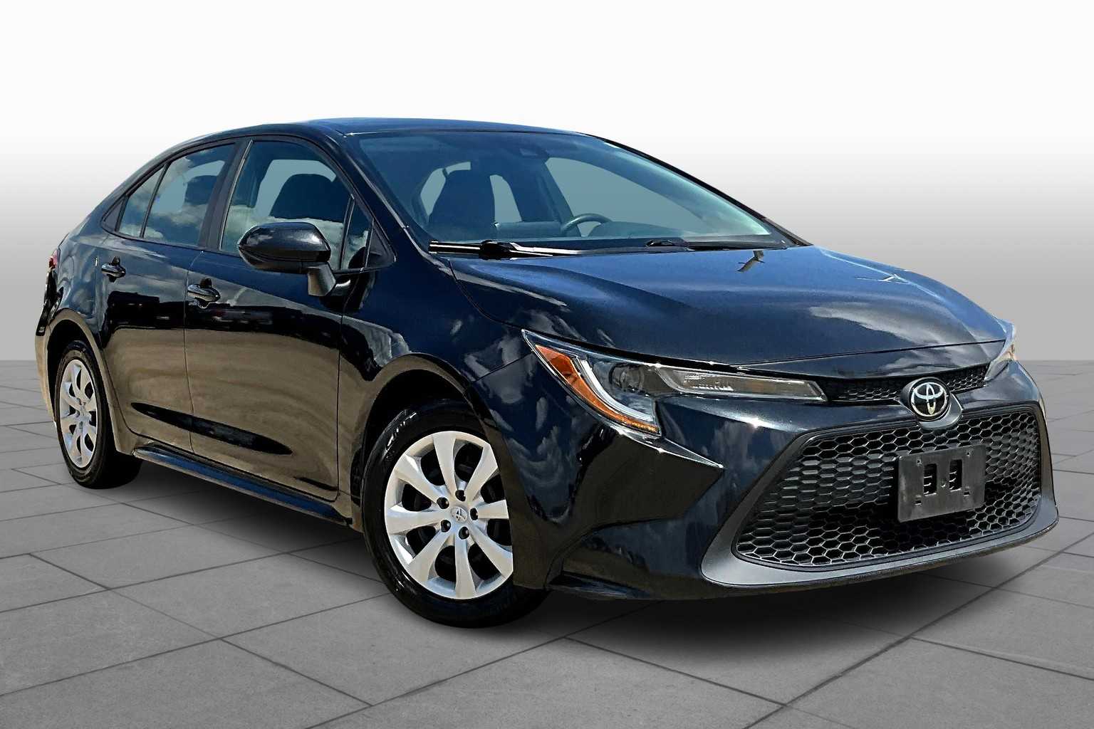 2022 Toyota Corolla LE photo 4