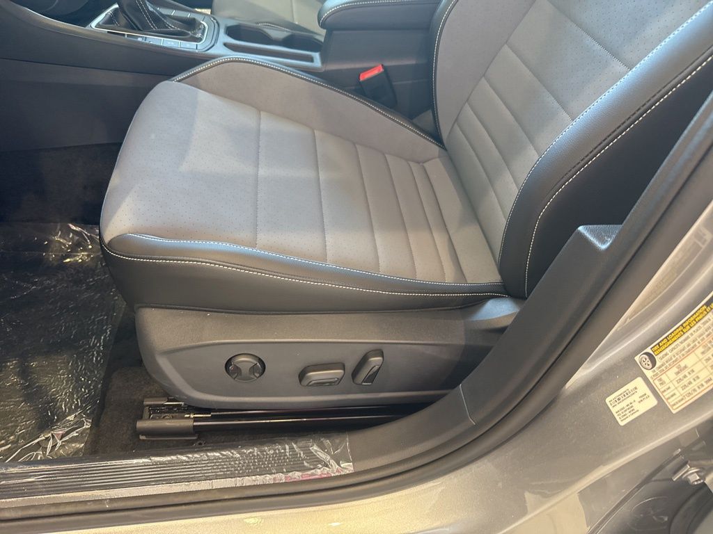 2025 Volkswagen Jetta 1.5T SE photo 18