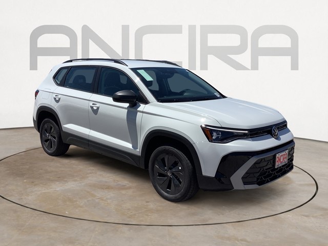 2025 Volkswagen Taos S's photo