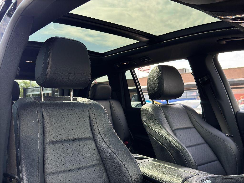 2021 Mercedes Benz GLS 450 4MATIC photo 32