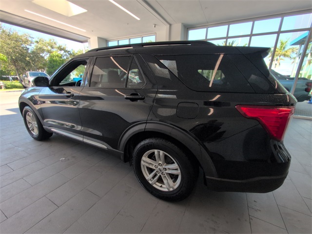 2020 Ford Explorer XLT photo 8