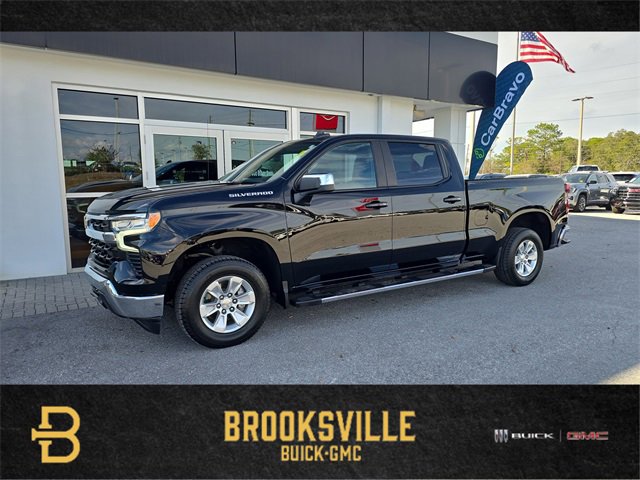 2024 Chevrolet Silverado 1500 LT's photo