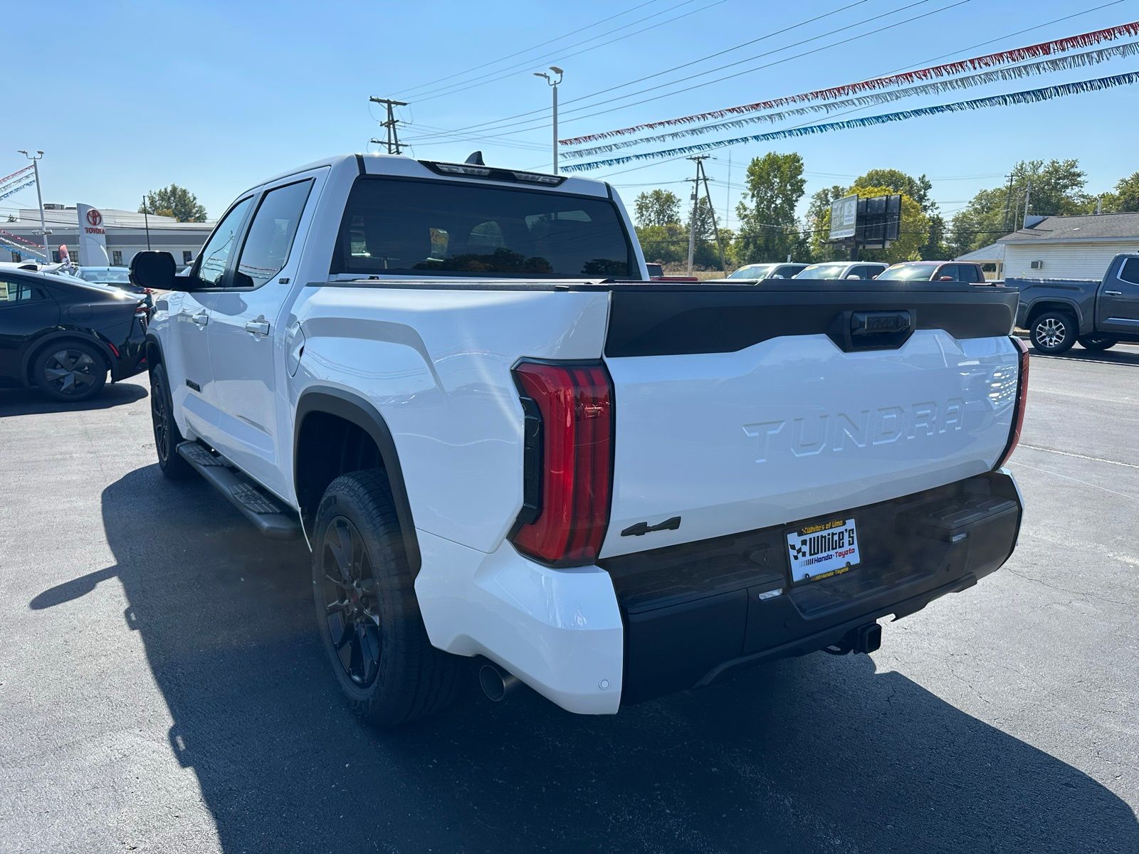 2026 Toyota Tundra SR5 CrewMax photo 3