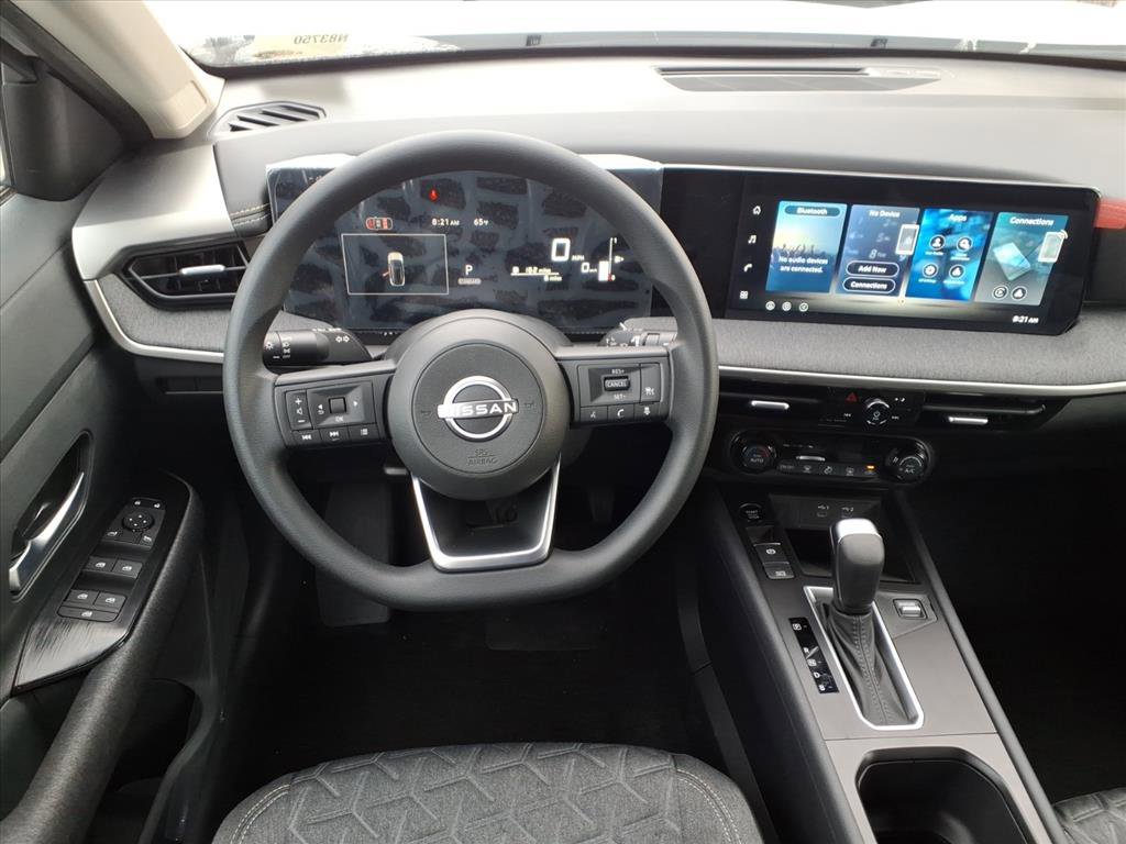 2026 Nissan Kicks SV photo 4