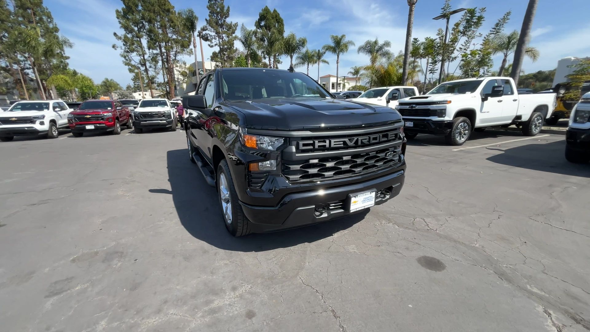 2025 Chevrolet Silverado 1500 Custom photo 2