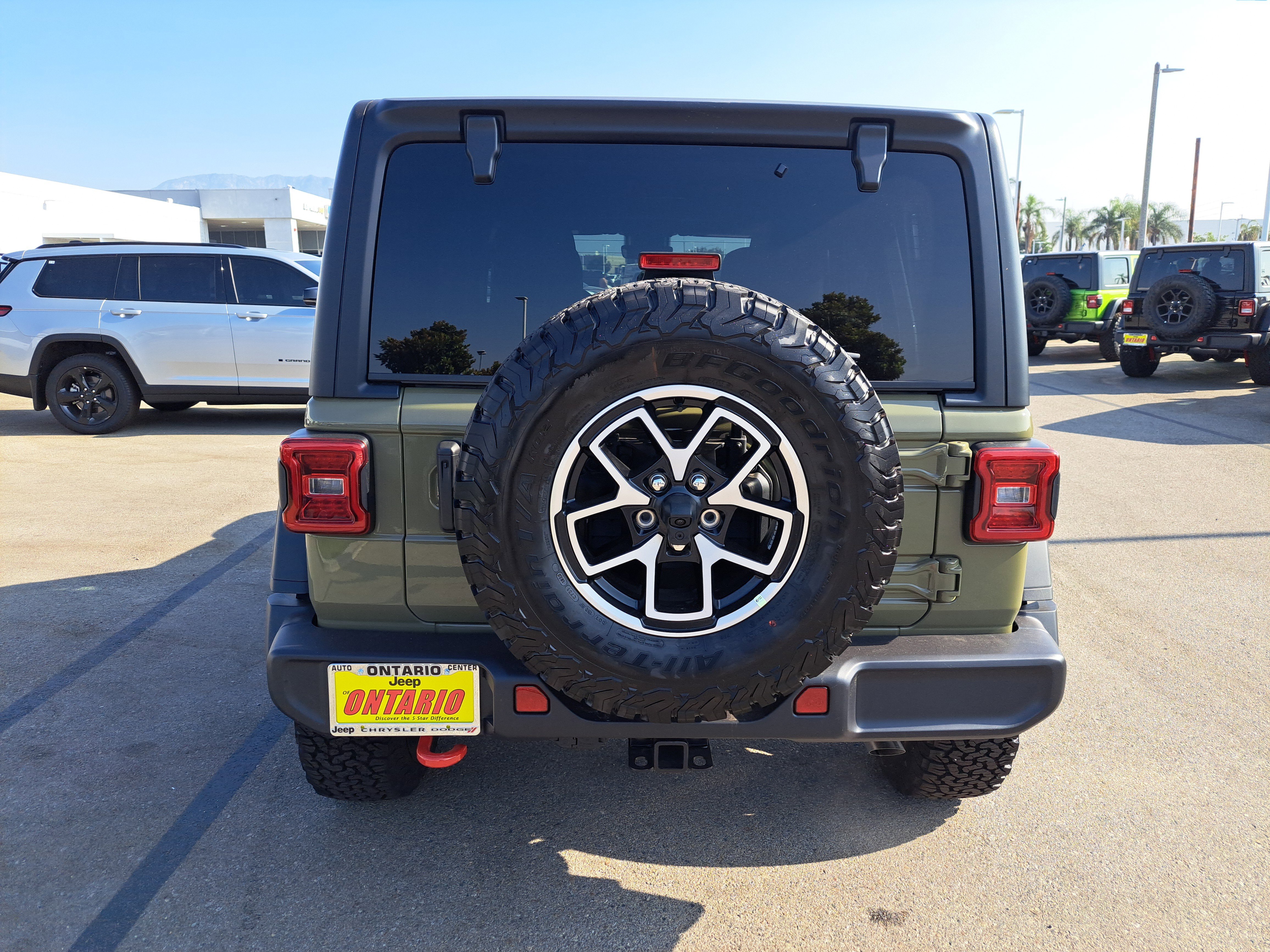2025 Jeep Wrangler Rubicon photo 4