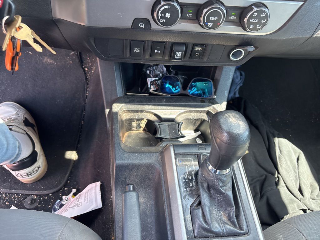 2019 Toyota Tacoma SR5 V6 Double Cab photo 27
