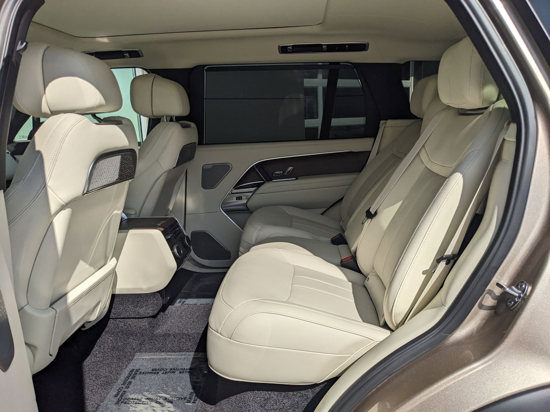 2025 Land Rover Range Rover Autobiography LWB photo 15