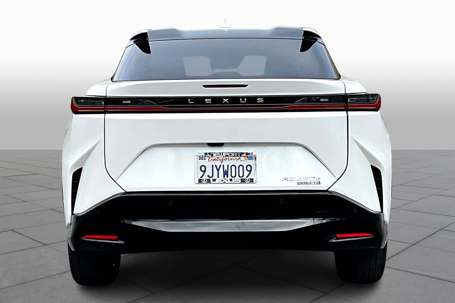 2023 Lexus RZ 450e Premium photo 4