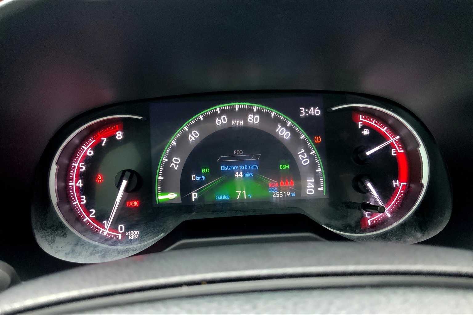 2024 Toyota RAV4 XLE photo 22