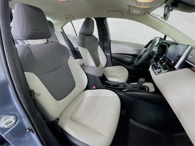 2020 Toyota Corolla LE photo 25