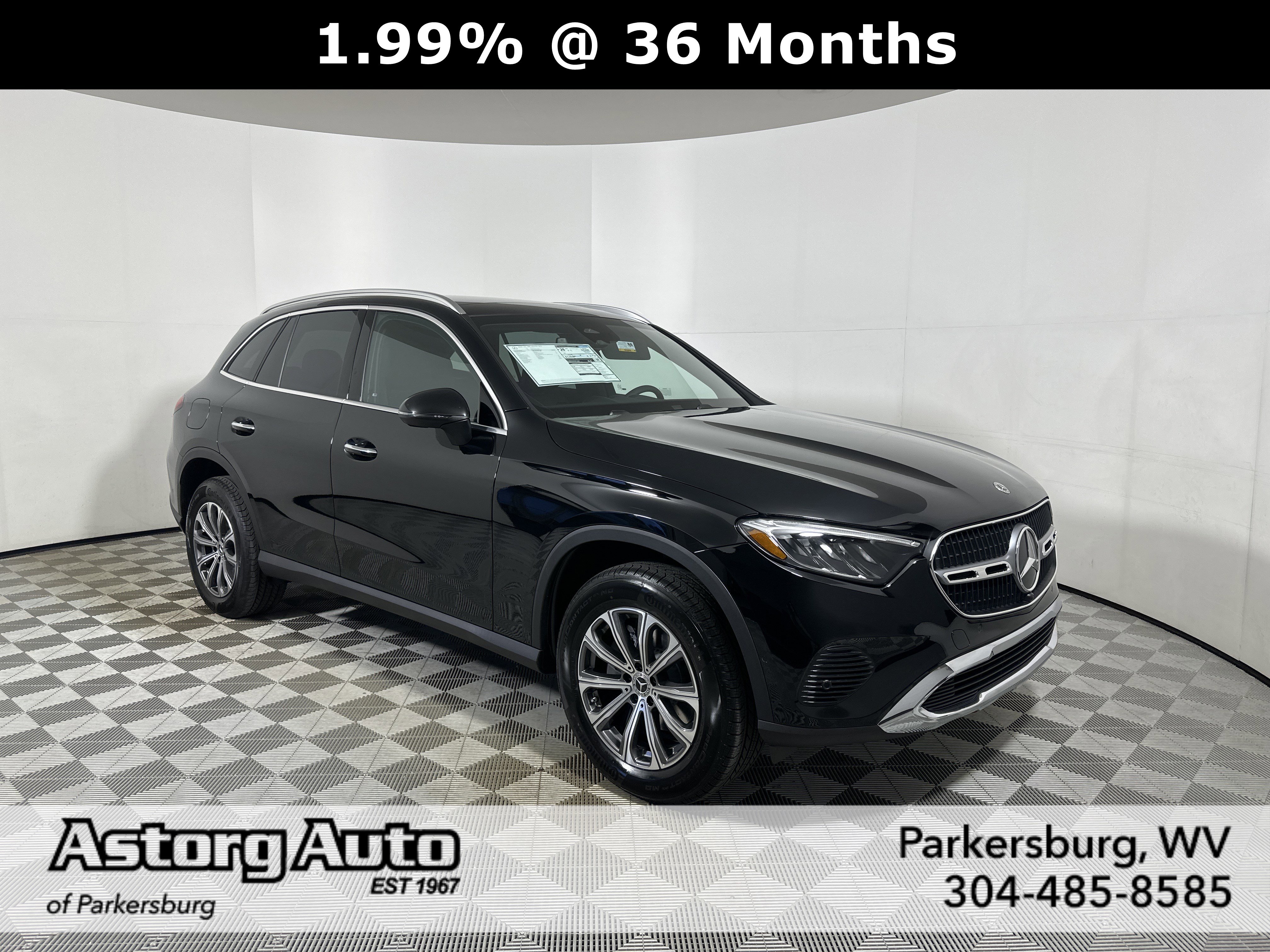 2026 Mercedes-Benz GLC Base's photo