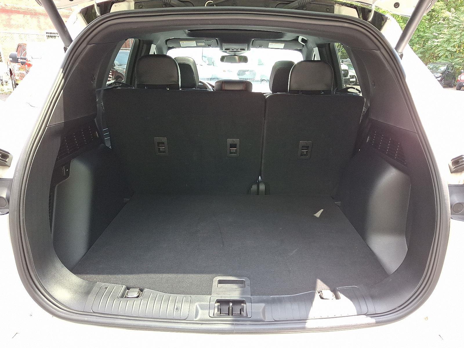 2023 Ford Escape ST-Line Elite photo 27