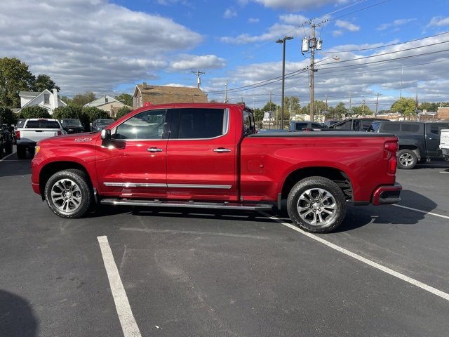 2025 Chevrolet Silverado 1500 High Country photo 4