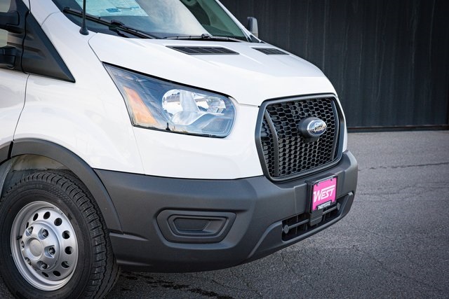 2025 Ford Transit Cargo Van photo 4