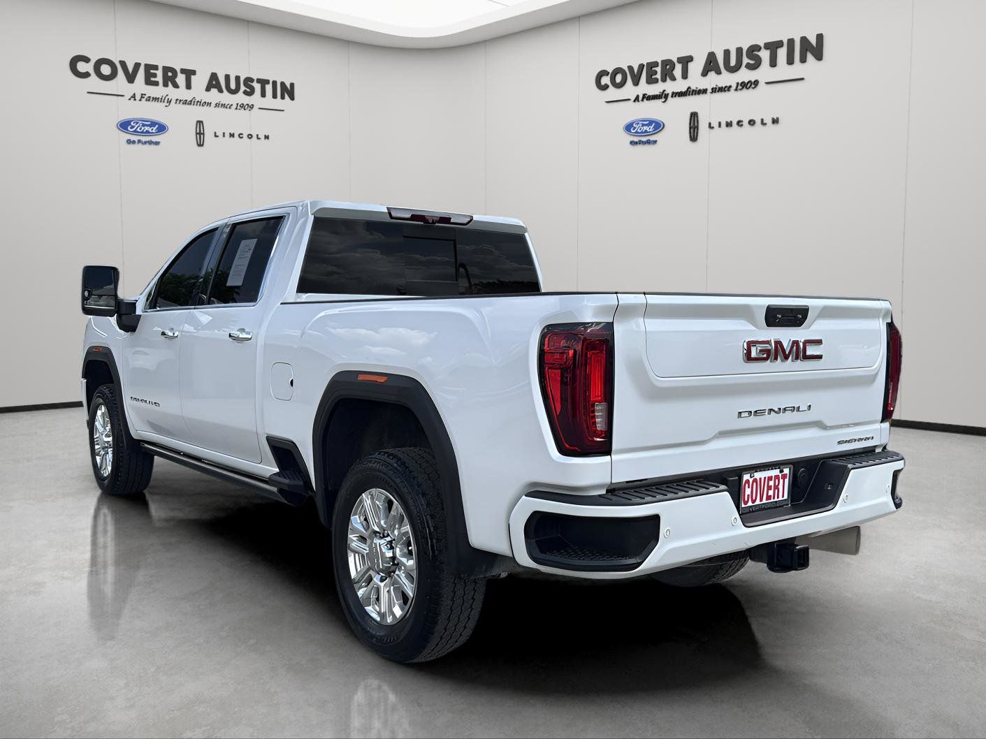 2023 Gmc Sierra 2500 Denali photo 3