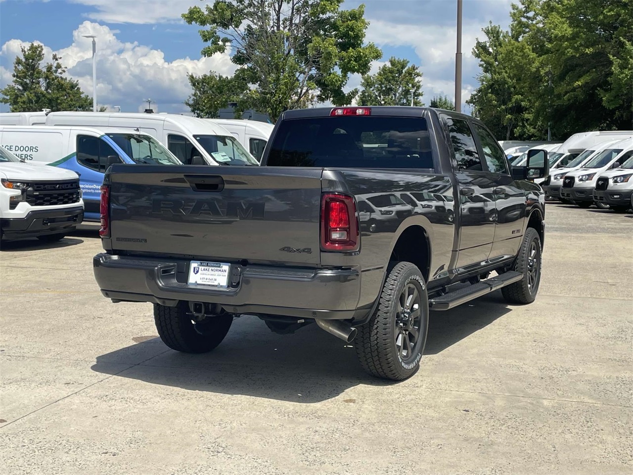 2025 Ram 2500 Big Horn photo 4