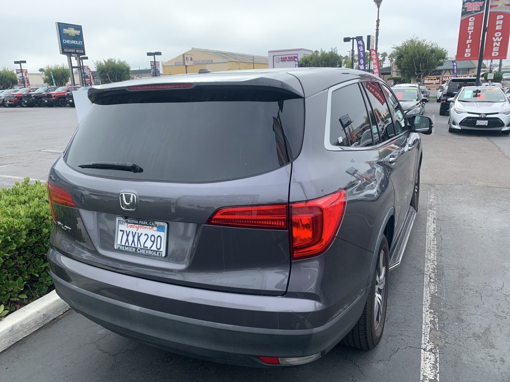 2017 Honda Pilot EX-L photo 6