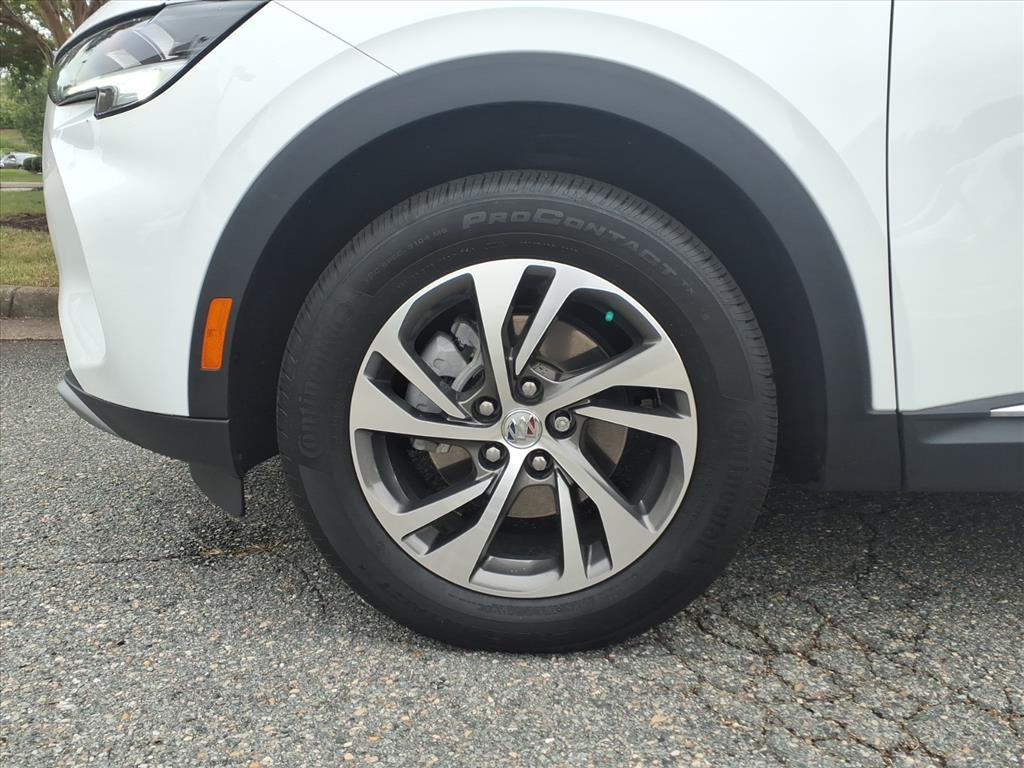 2023 Buick Envision Essence photo 5