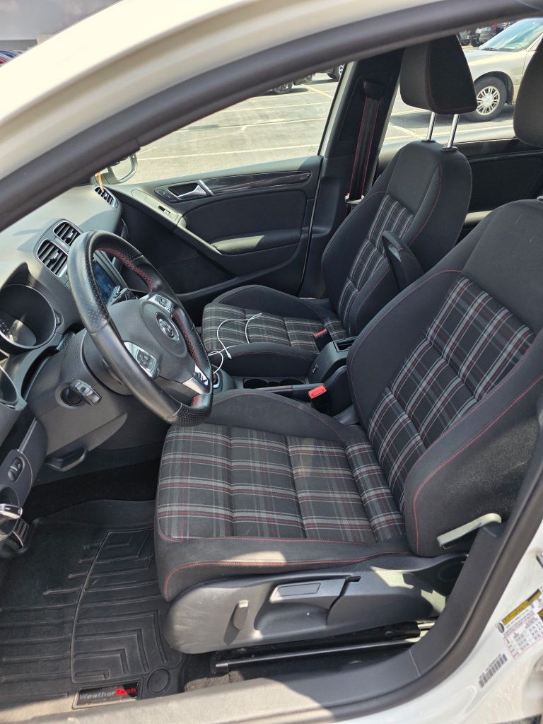 Used 2013 Volkswagen GTI Wolfsburg Edition with VIN WVWHD7AJ1DW141105 for sale in Barrington, IL