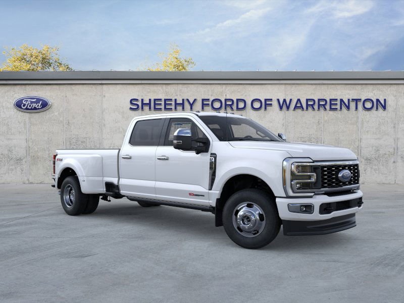 2026 Ford F-350 Super Duty Platinum's photo