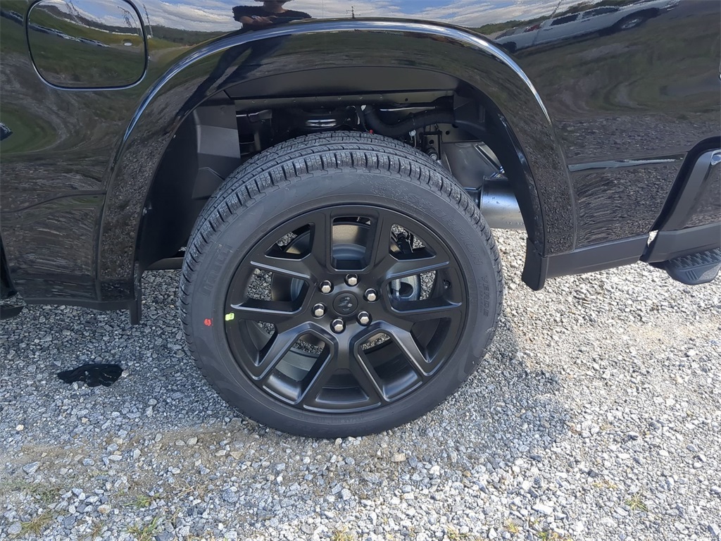 2026 Ram 1500 Laramie photo 4