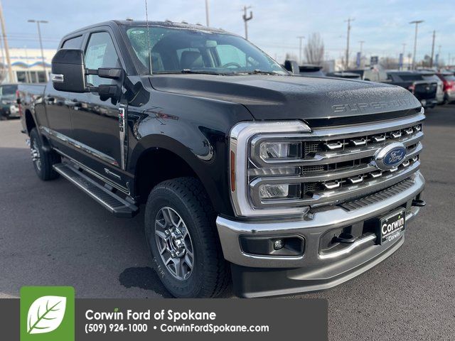 2025 Ford F-350 Super Duty Lariat's photo